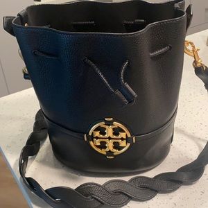 BLACK Tory Burch Bucket Bag